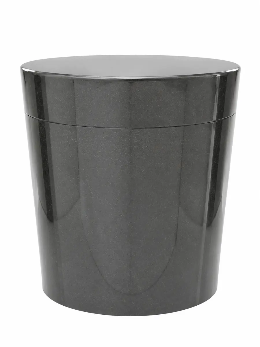 黑花崗 直筒 骨灰罐實品照片，商品編號 URN-0040