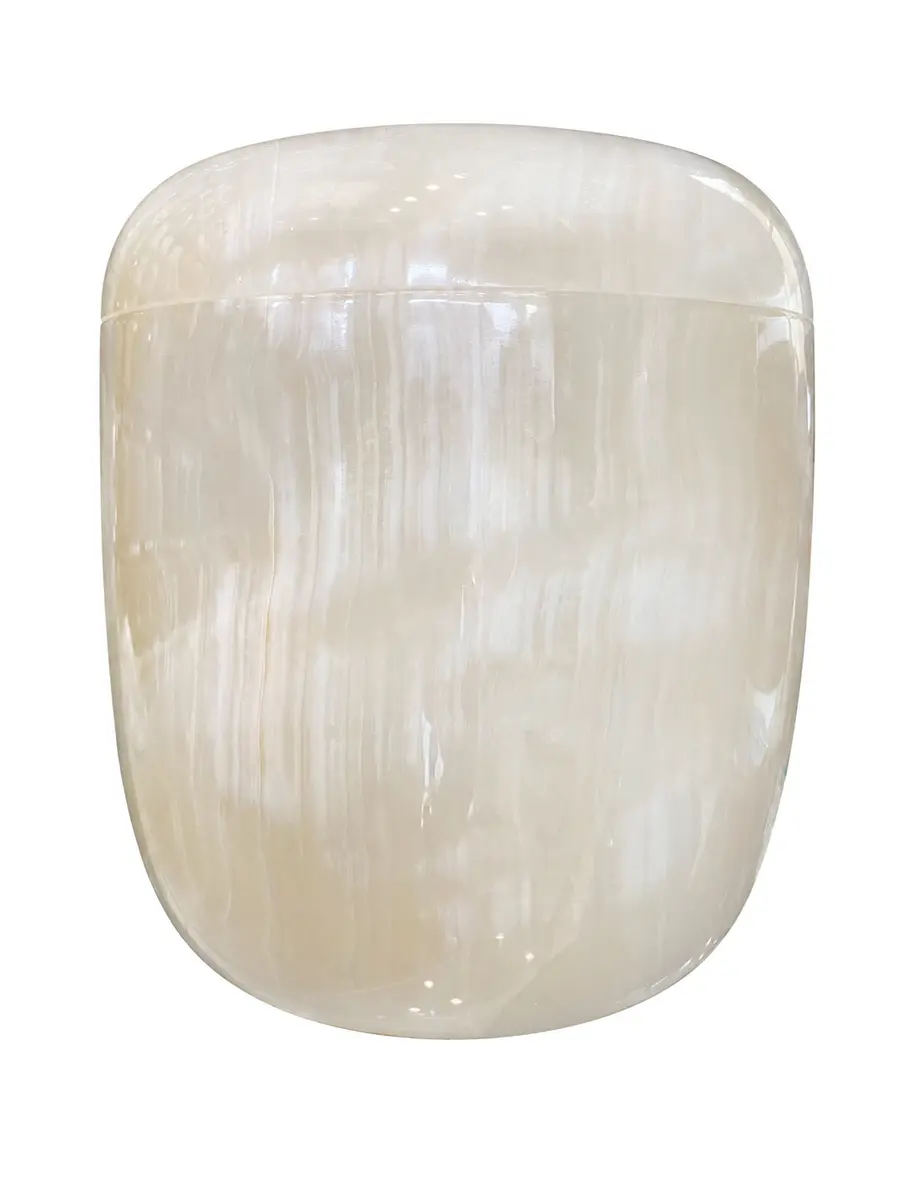 羊脂白 標準 骨灰罐實品照片，商品編號 URN-0150