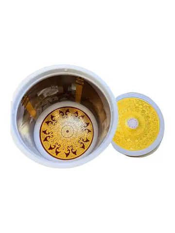 骨灰罐白色金紋內膽實品照片(第 1 張)